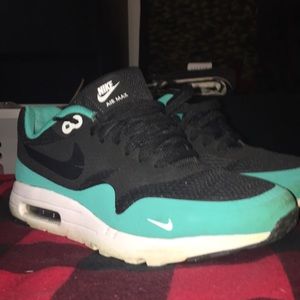 Nike air max